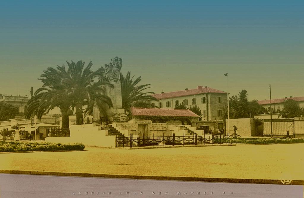 Sidi-bel-abbes 520- Monument aux morts.jpg